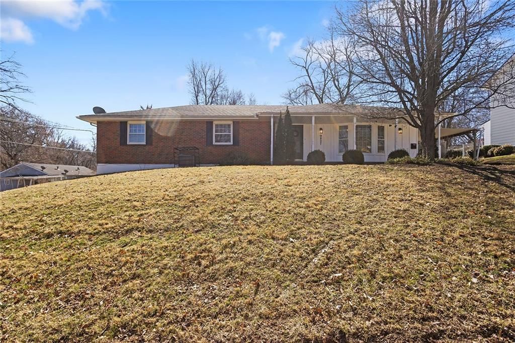 9807 Jewell Court, Independence, MO
