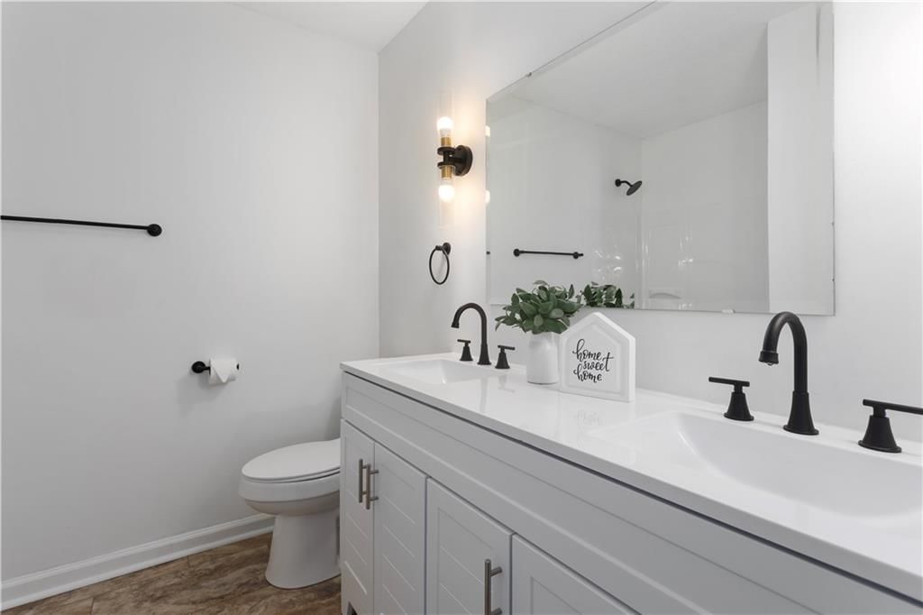 9807 Jewell Court — photo 11