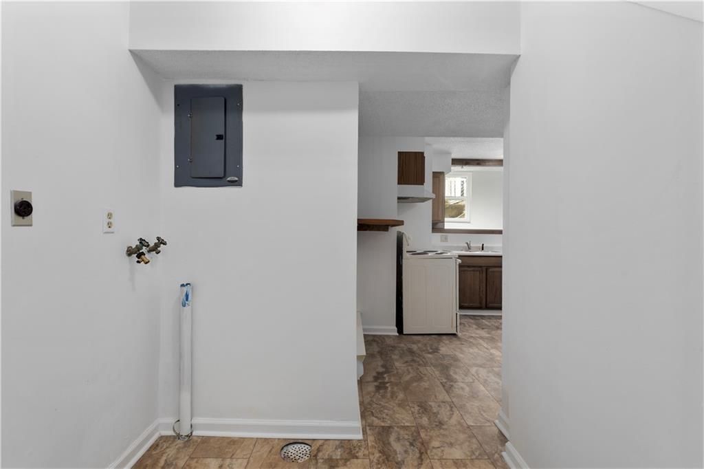 9807 Jewell Court — photo 22