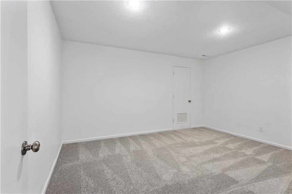 9807 Jewell Court — photo 30