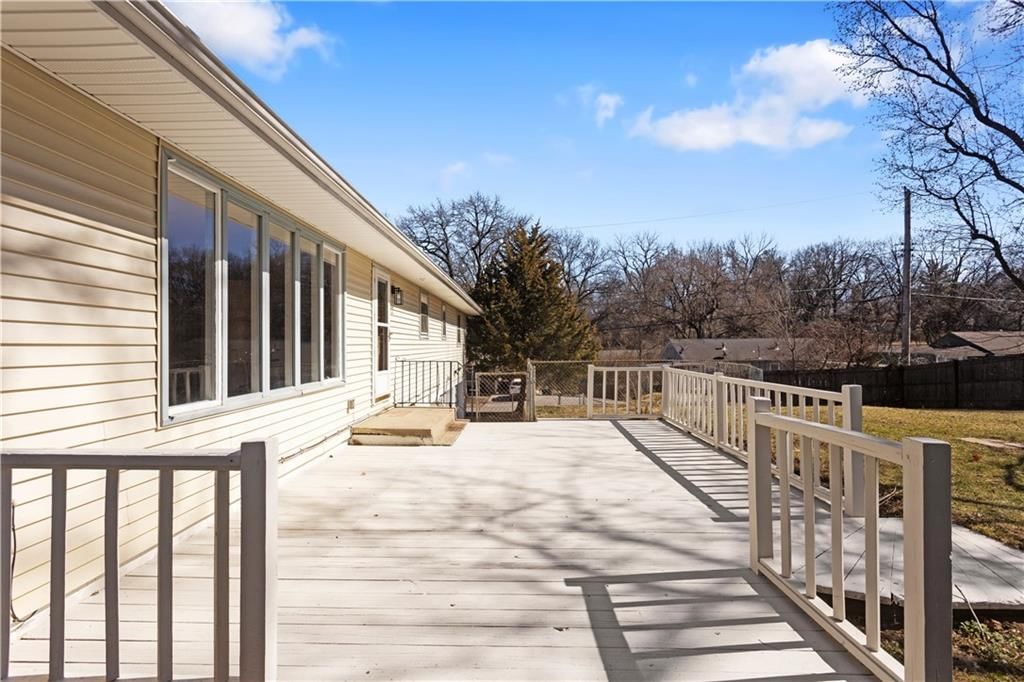 9807 Jewell Court — photo 37