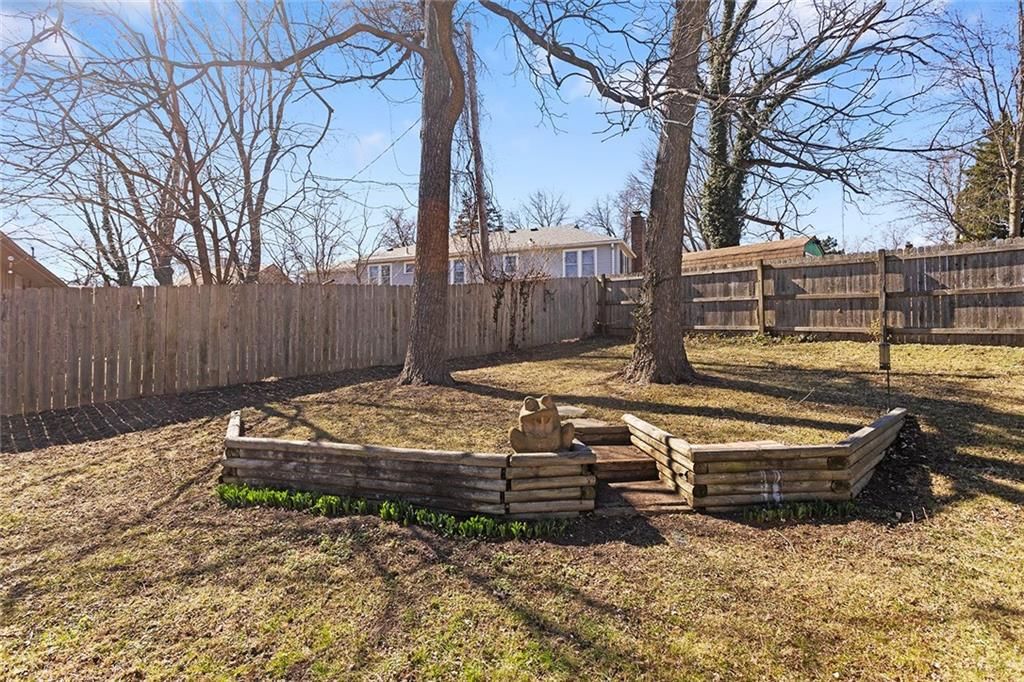 9807 Jewell Court — photo 38