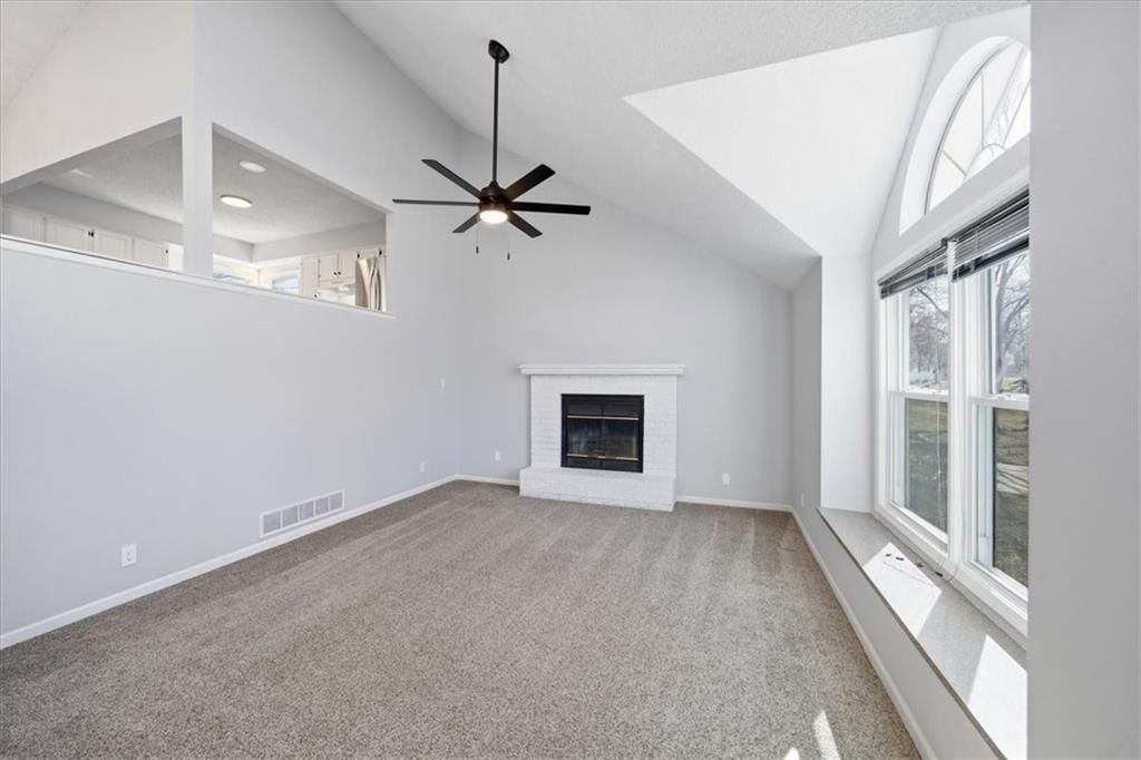 15749 Horton Street — photo 4