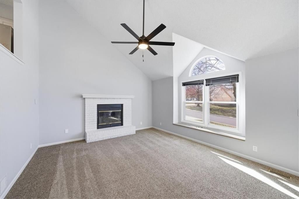 15749 Horton Street — photo 6