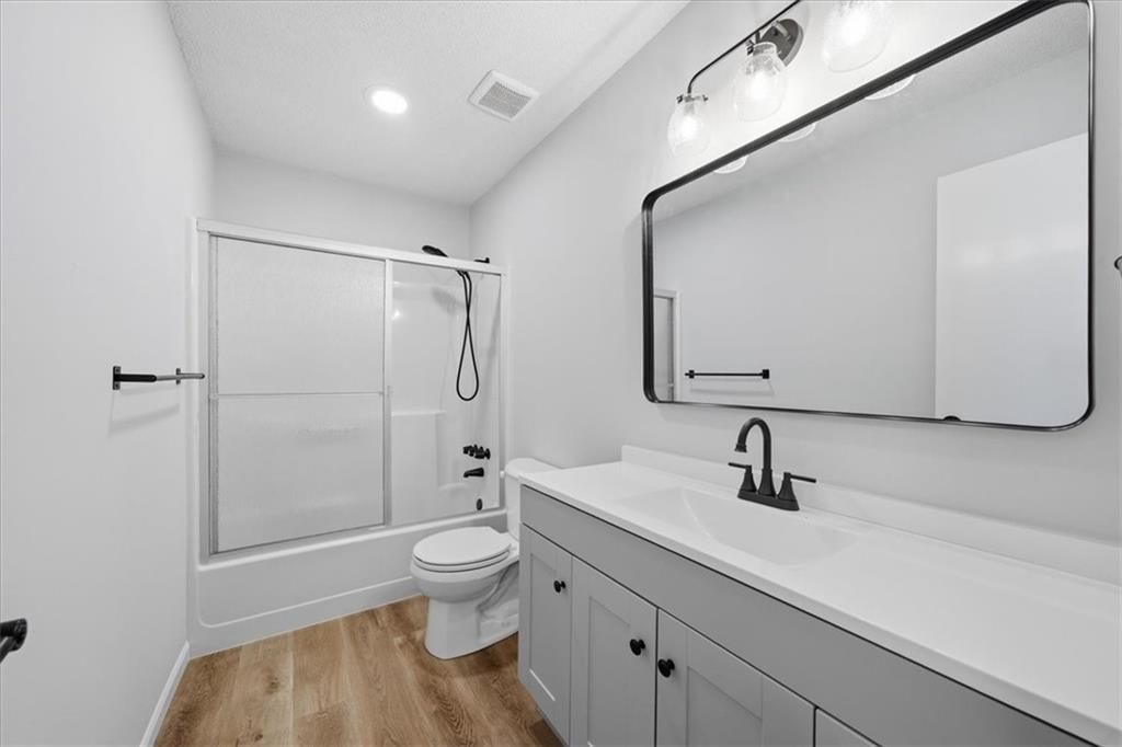 15749 Horton Street — photo 16