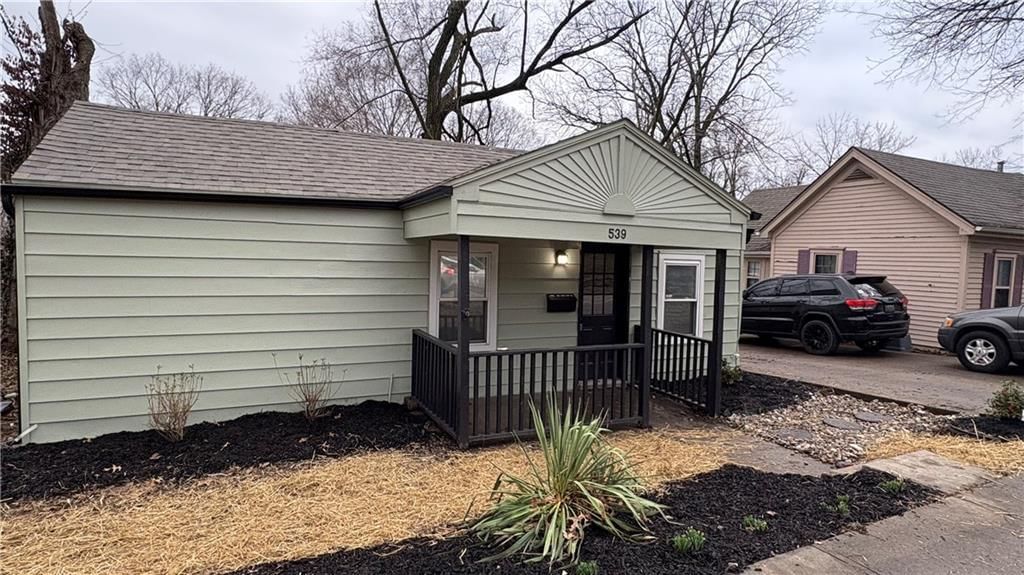 539 E MILL Street — photo 3