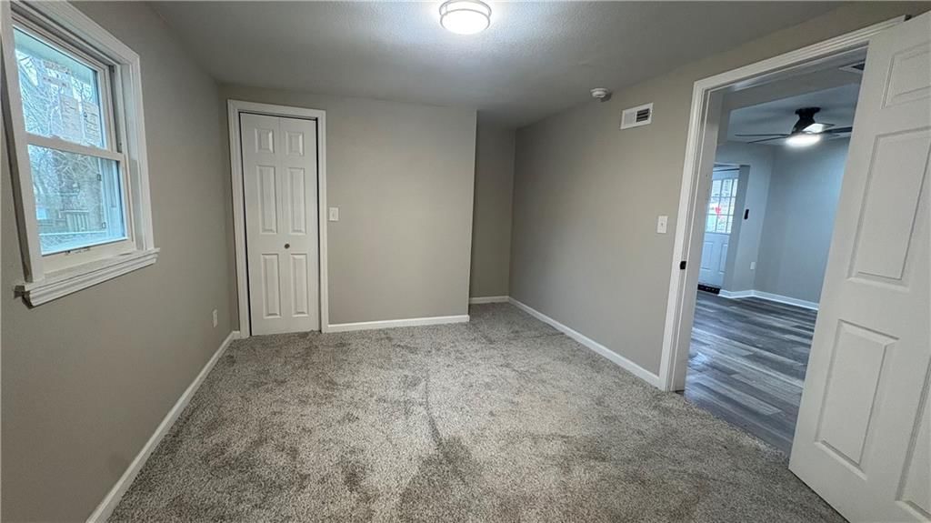 539 E MILL Street — photo 10