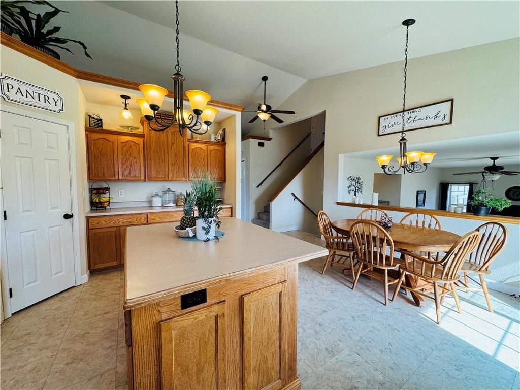 1160 ANDREW Drive — photo 7
