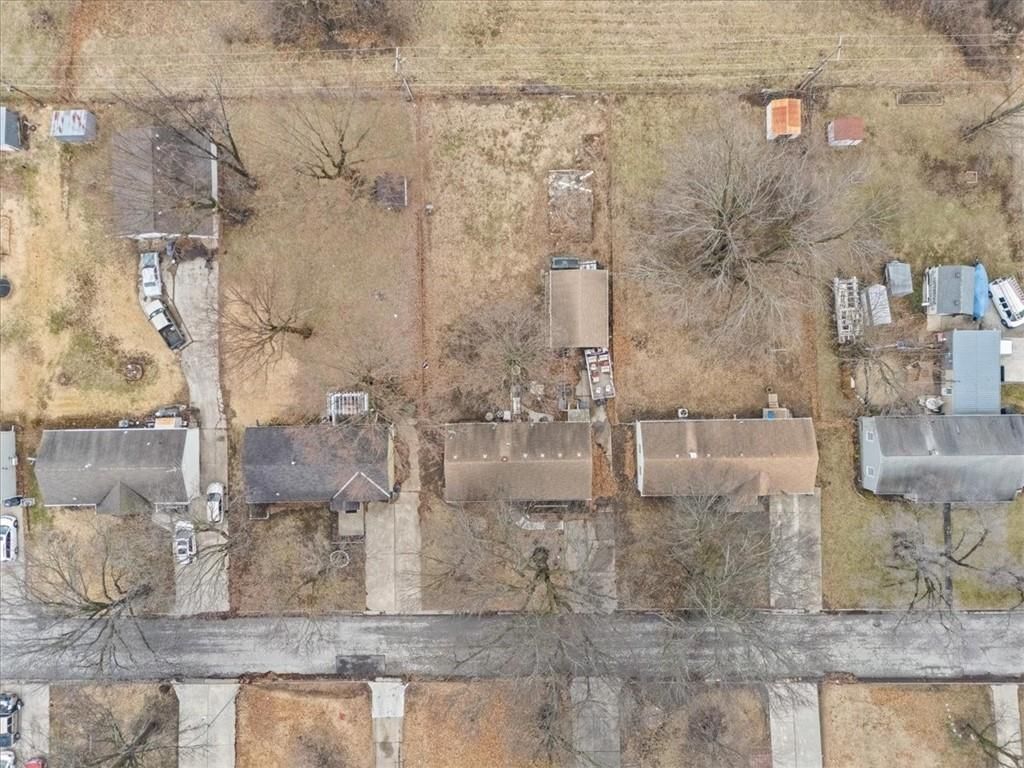 12502 E 33rd Street S — photo 31