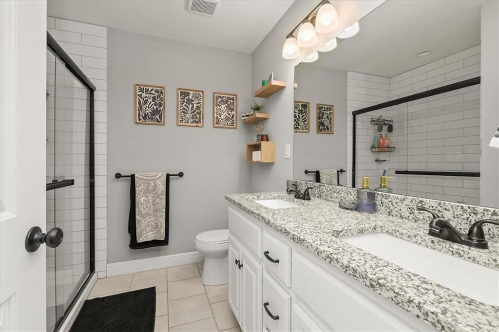 801 NW Hickory Ridge Drive — photo 15