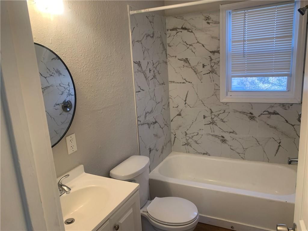 4029 Wabash Avenue — photo 15