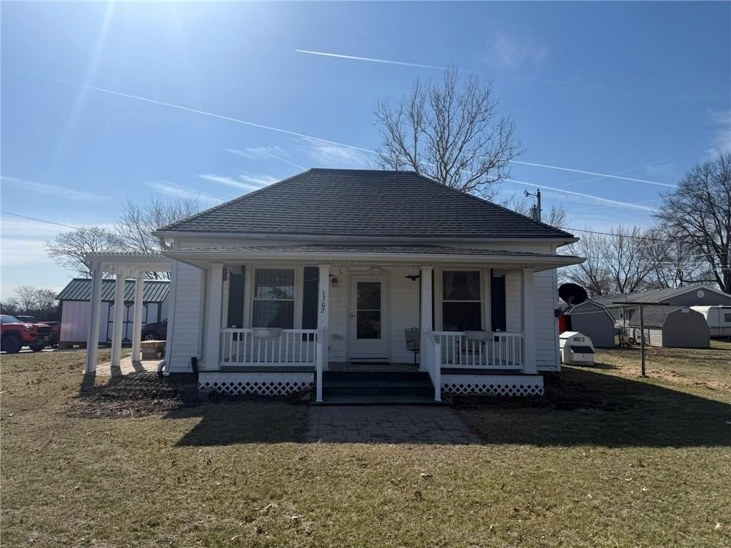1302 Green Drive — photo 30