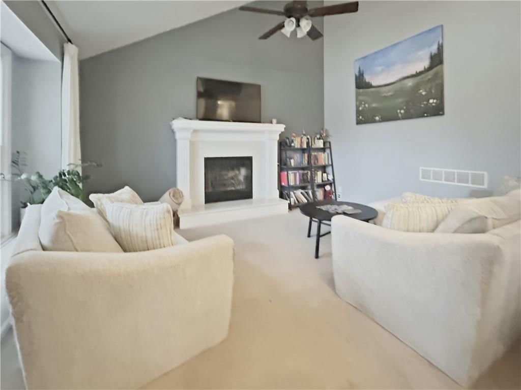 1109 N Annie Street — photo 5