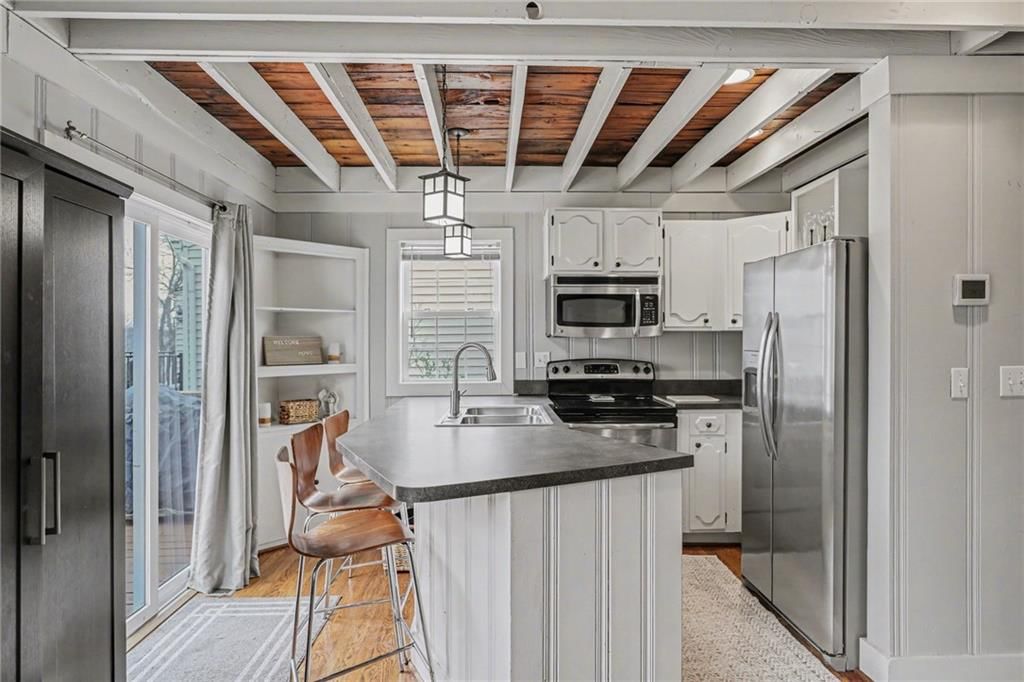 77 R Street — photo 9