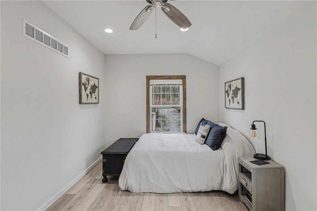 77 R Street — photo 12