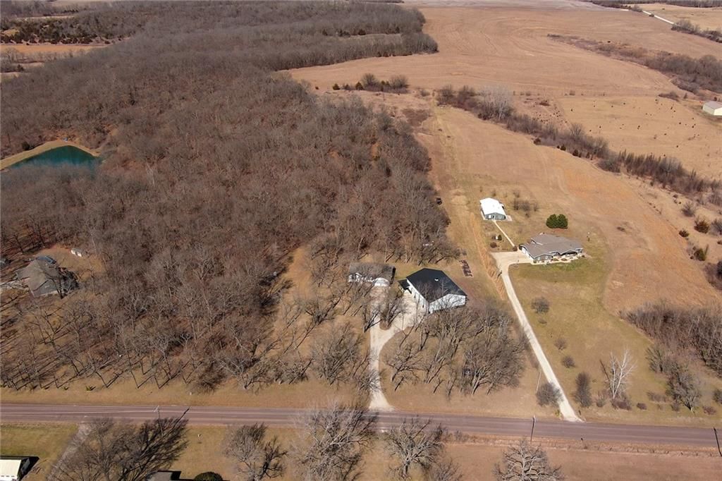 19750 Stranger Road — photo 12