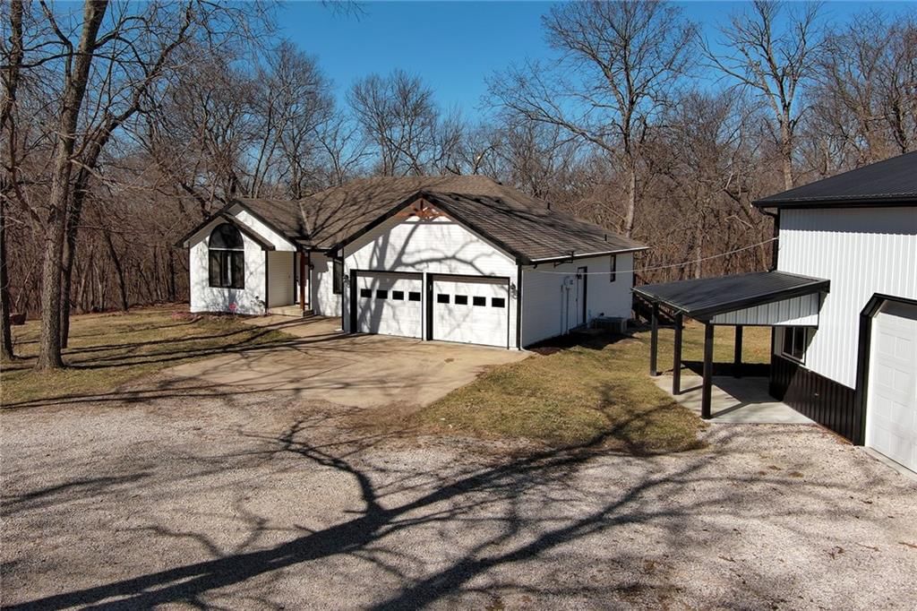 19750 Stranger Road — photo 62
