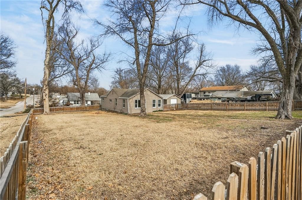 10402 E Kentucky Road — photo 9