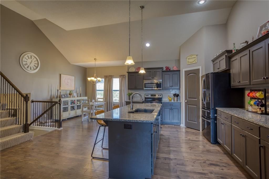 3550 N 112th Terrace — photo 5