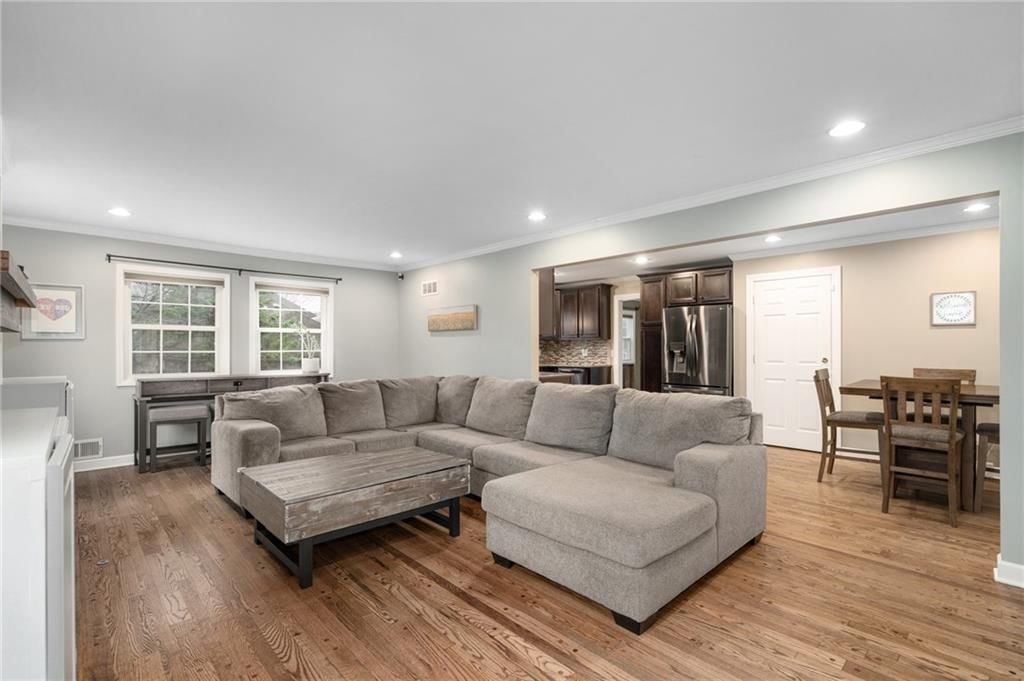 9501 Riggs Street — photo 10