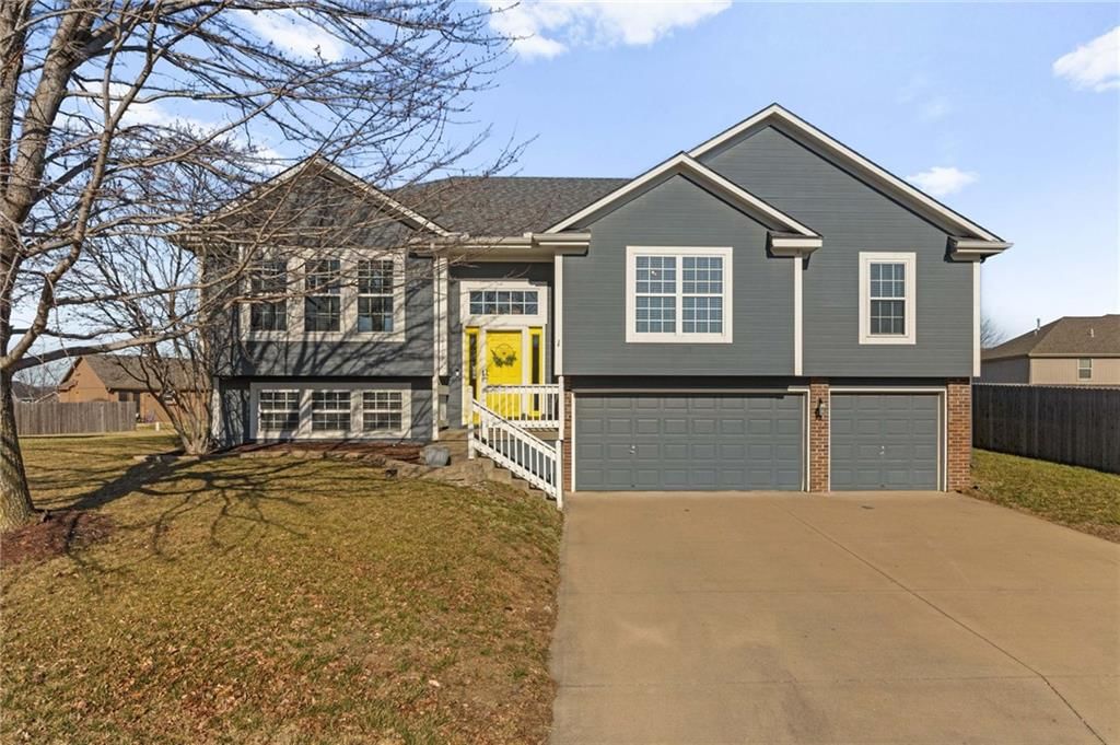 2109 NW Sweetgum Court — photo 3