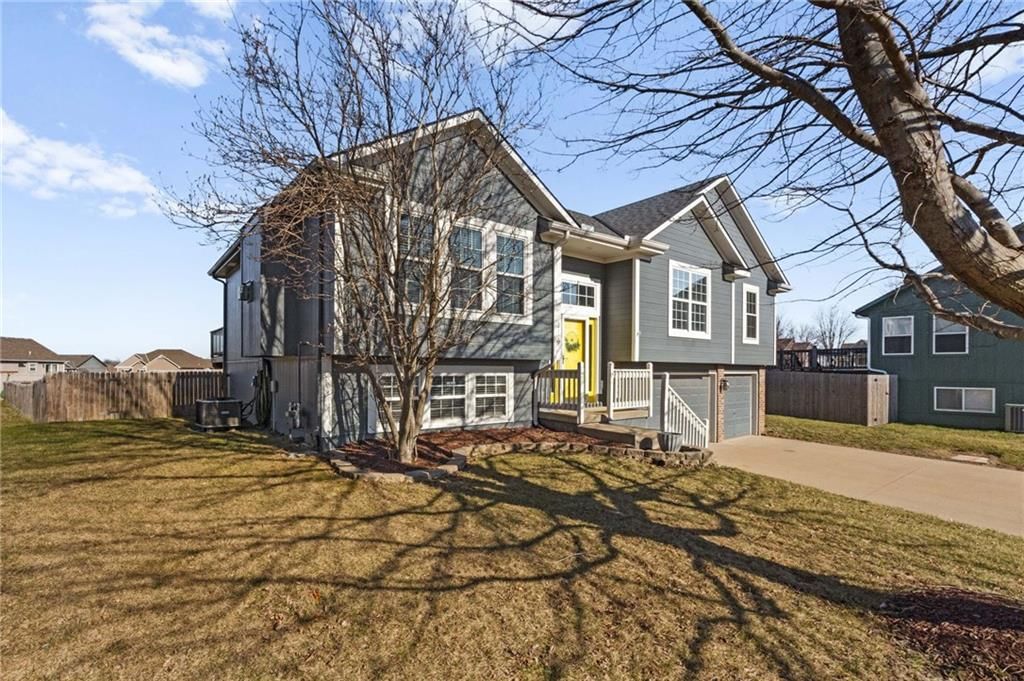 2109 NW Sweetgum Court — photo 6