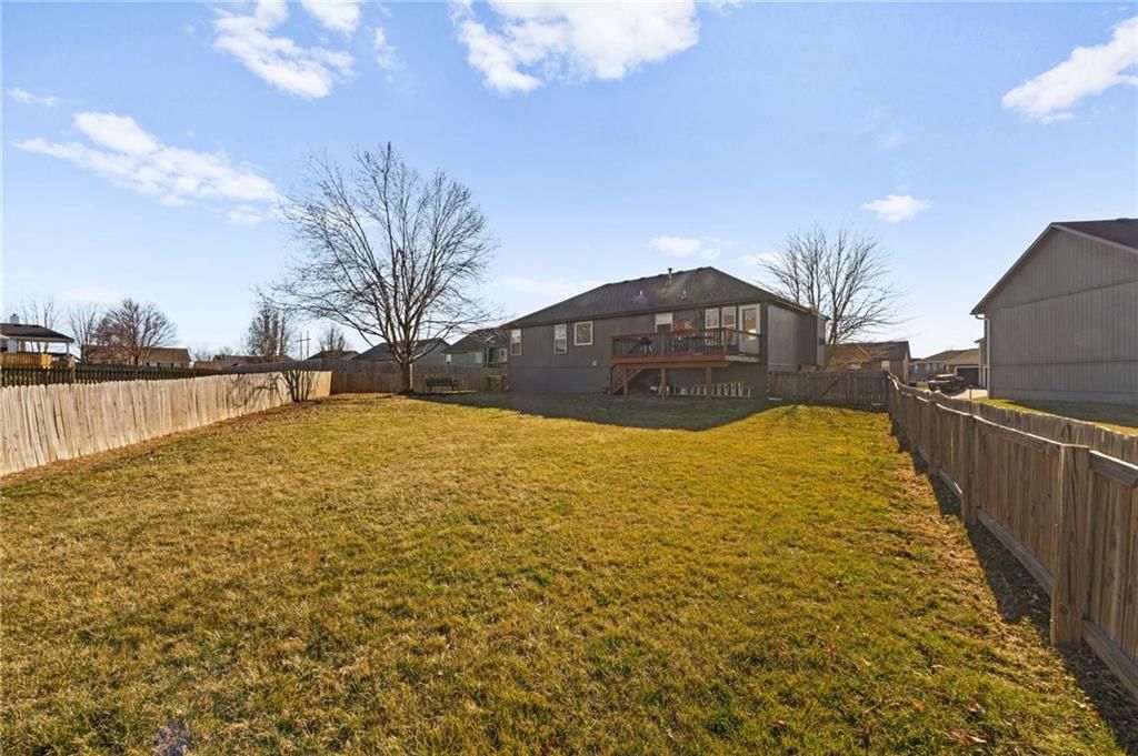 2109 NW Sweetgum Court — photo 33