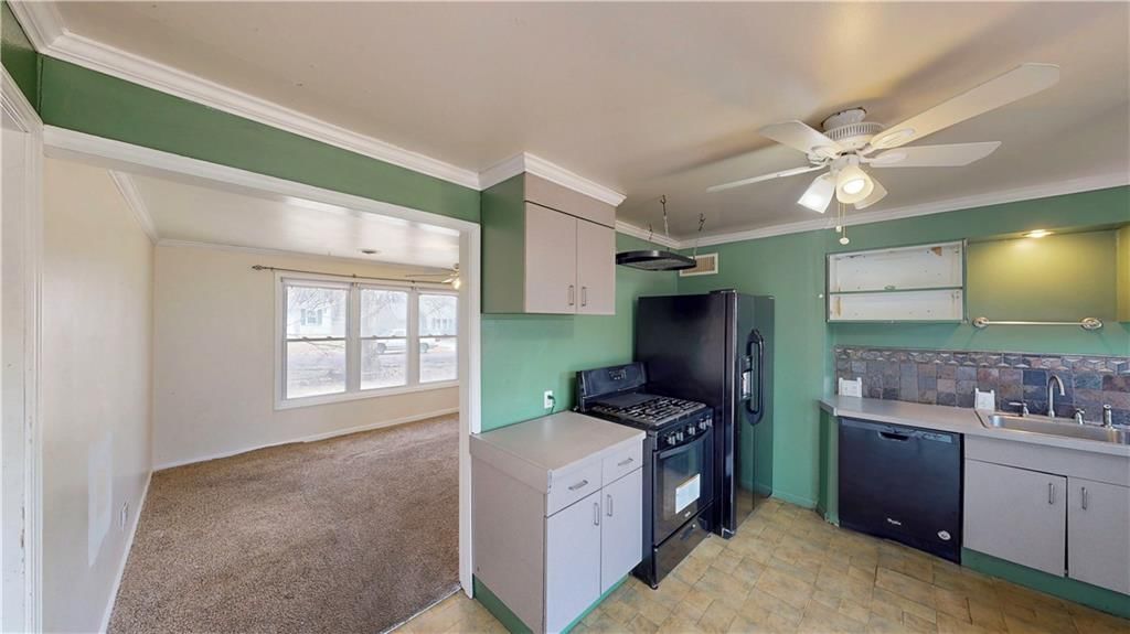 7712 Robinson Street — photo 5