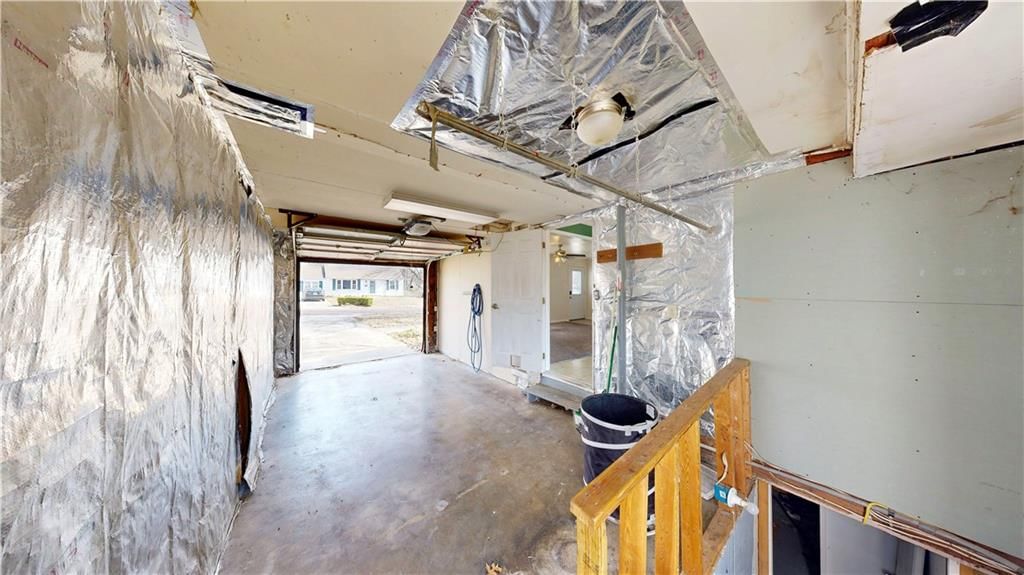 7712 Robinson Street — photo 26