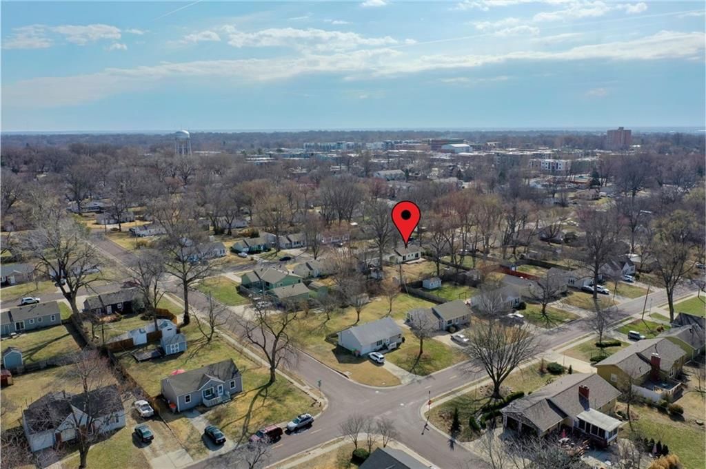 7712 Robinson Street — photo 27