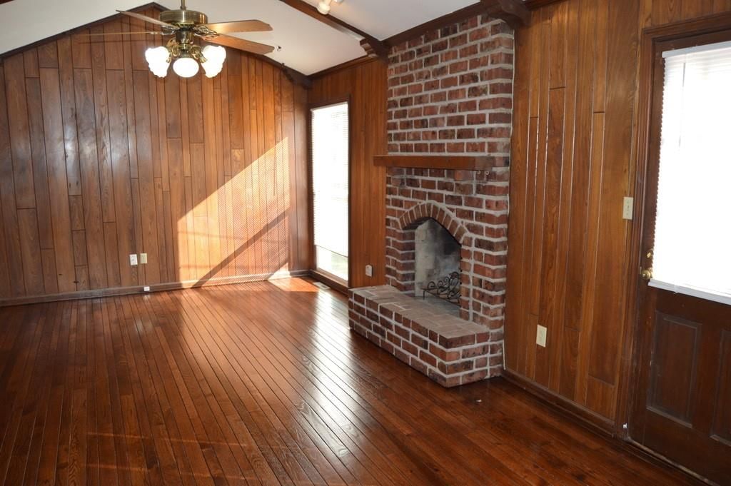 1127 Queens Place Street — photo 13