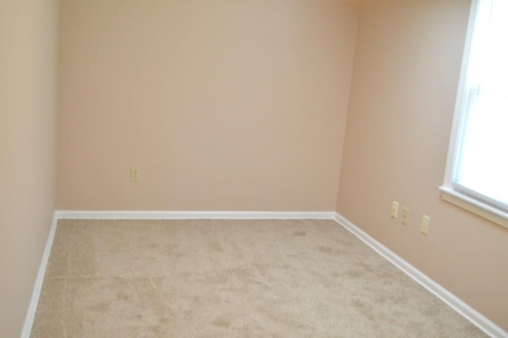 1127 Queens Place Street — photo 22