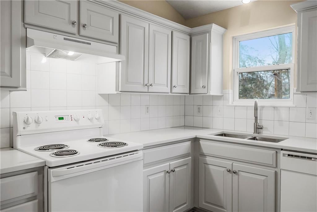 5941 E Richards Drive — photo 11