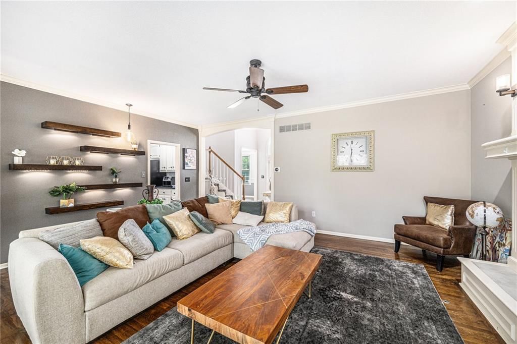 7325 OAKVIEW Street — photo 11