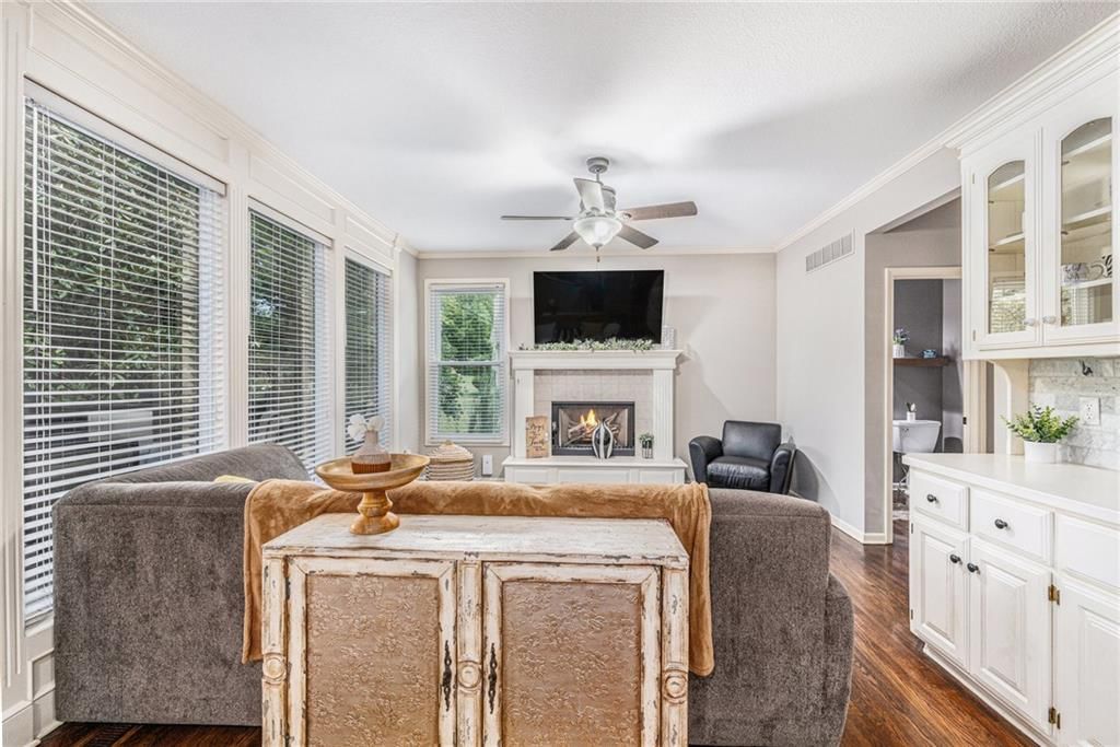 7325 OAKVIEW Street — photo 21