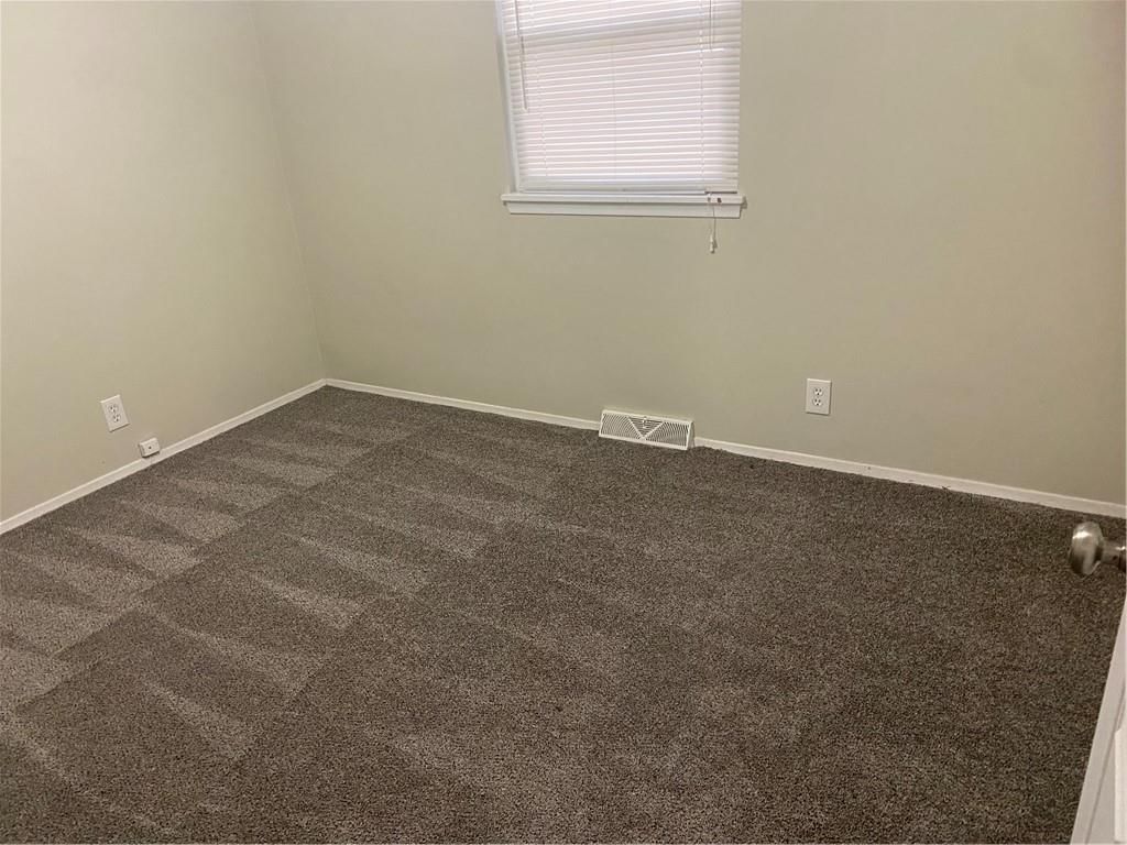 9010-9012 Catherine Road — photo 11