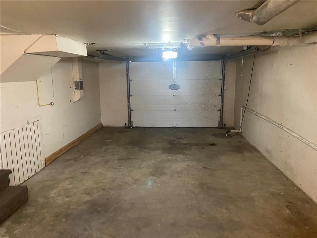 9010-9012 Catherine Road — photo 12