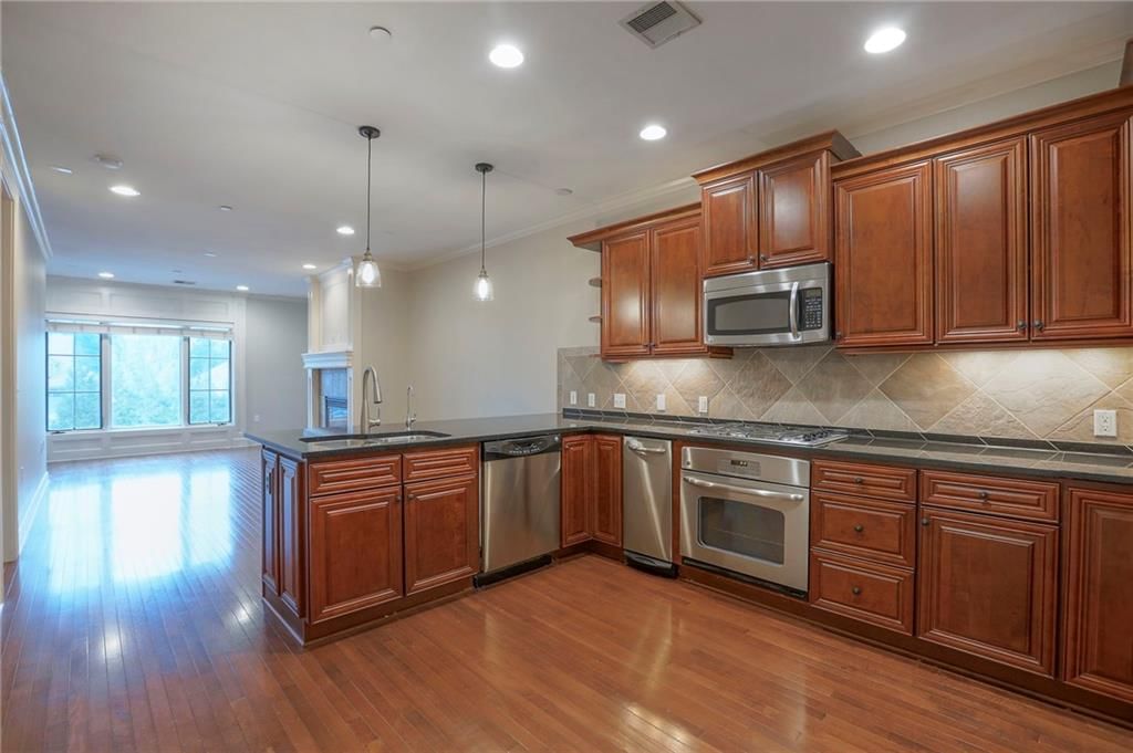 10531 Mission Road Unit #207 Road — photo 14