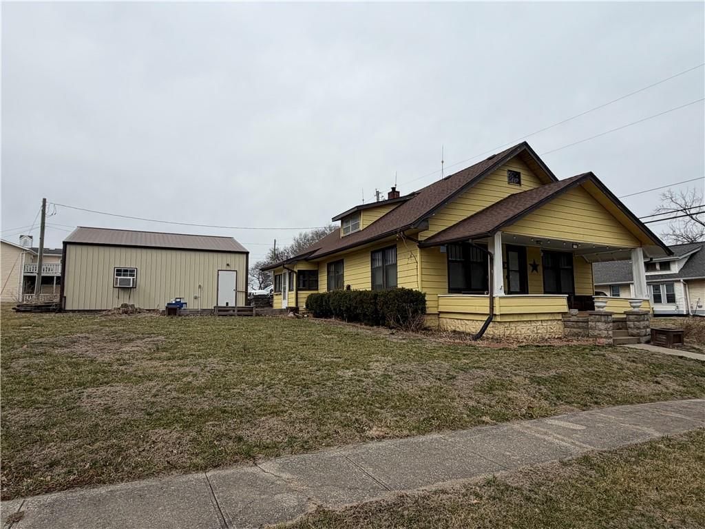 611 N Chestnut Street, Cameron, MO
