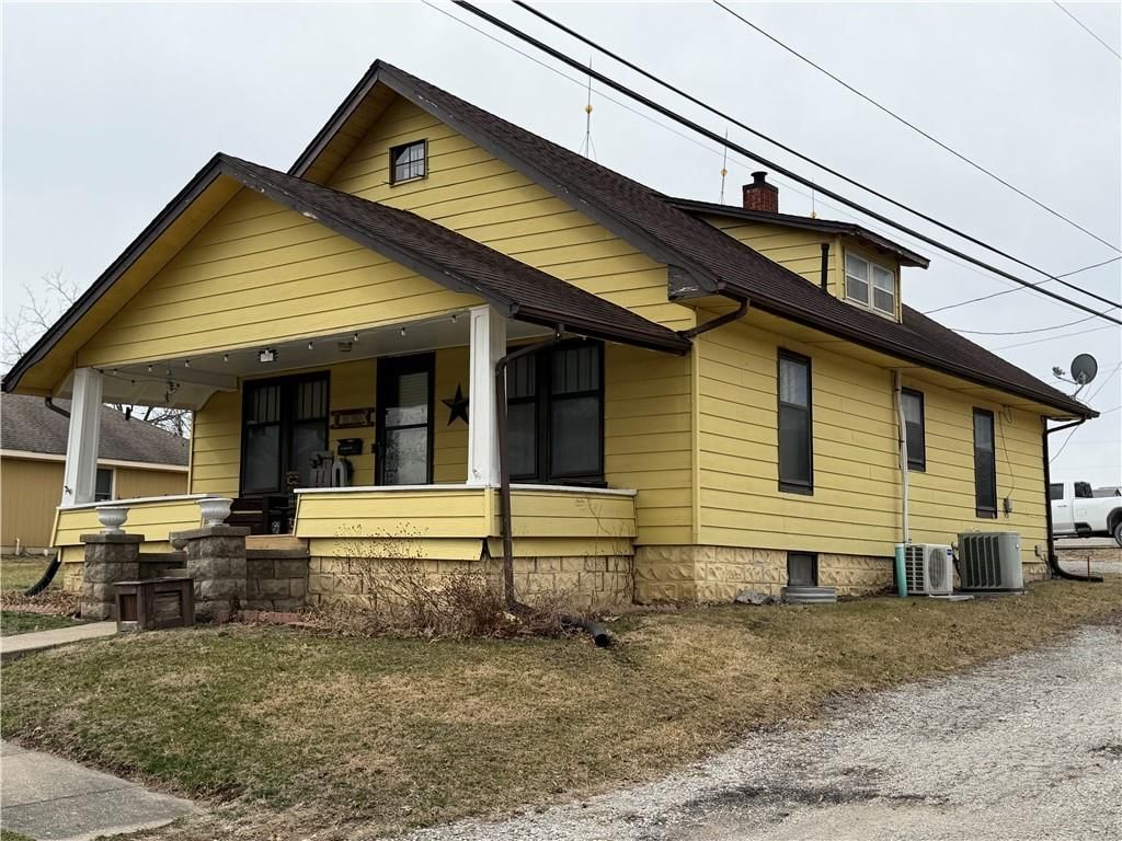 611 N Chestnut Street — photo 7