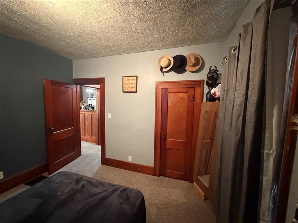 611 N Chestnut Street — photo 30