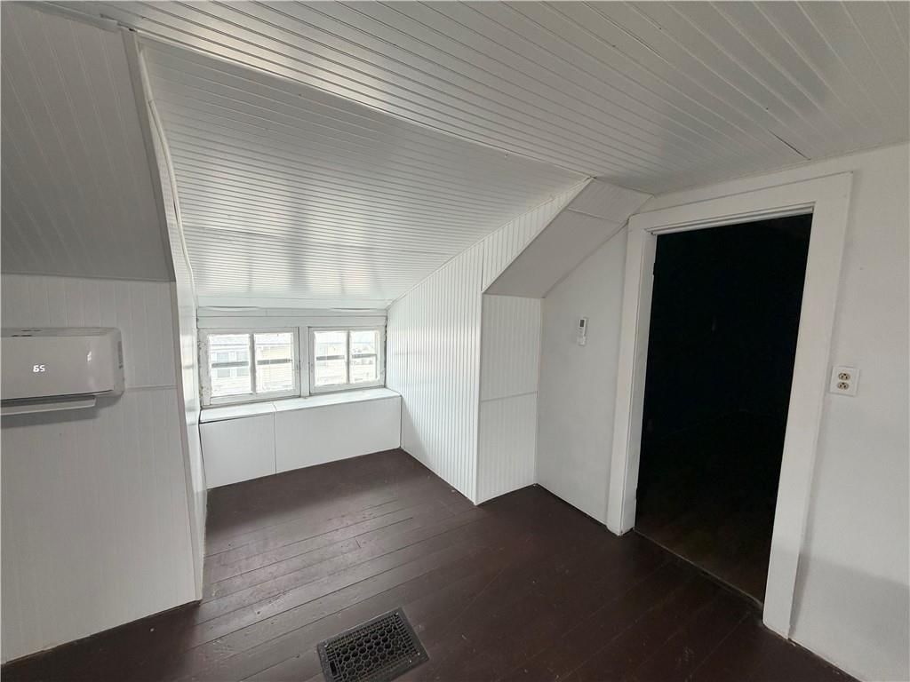 611 N Chestnut Street — photo 33