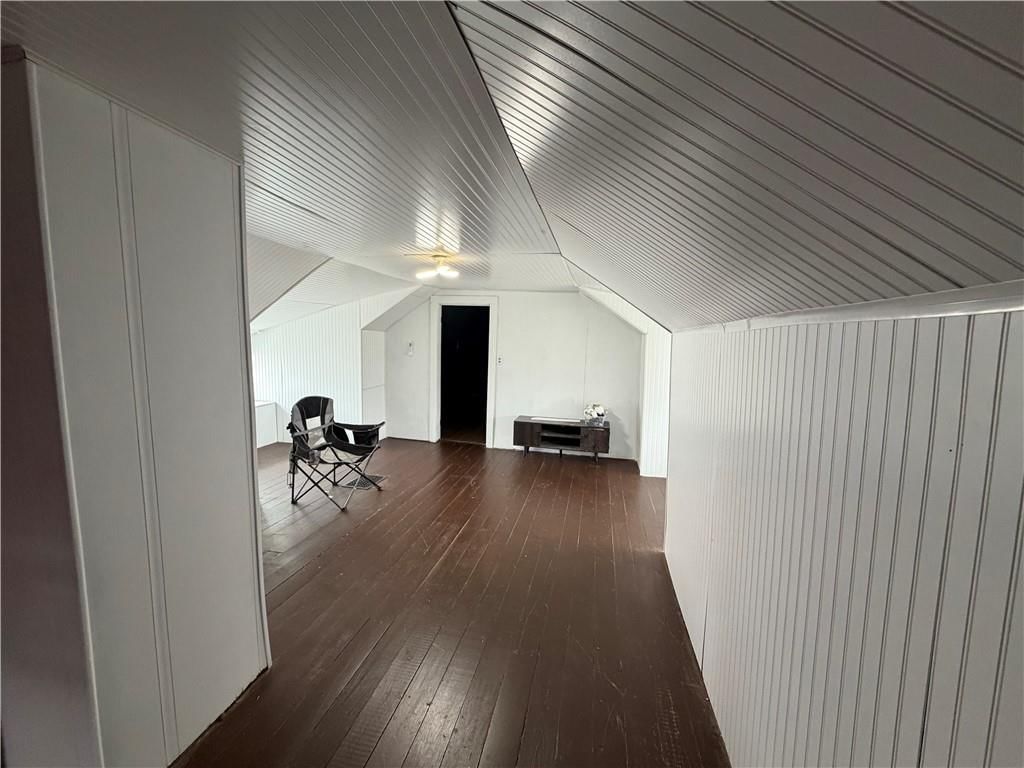 611 N Chestnut Street — photo 35