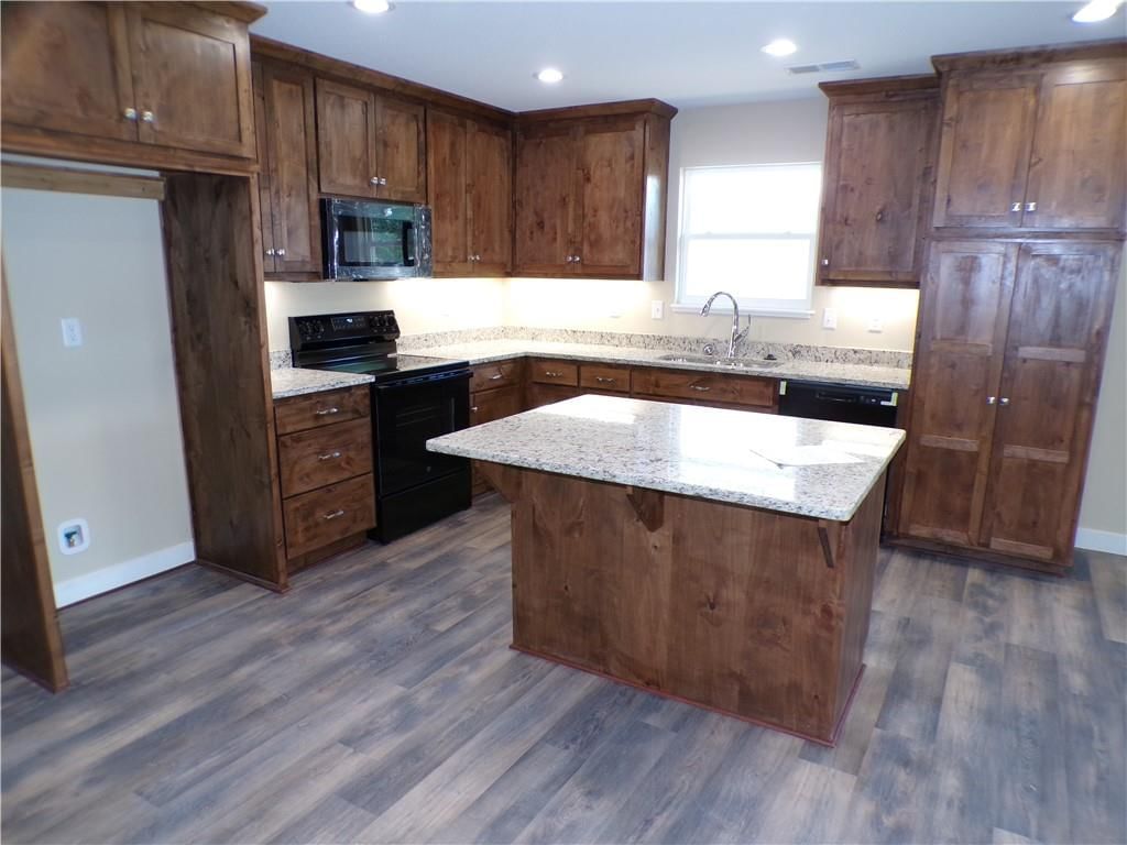 309 S 5th Street — photo 4