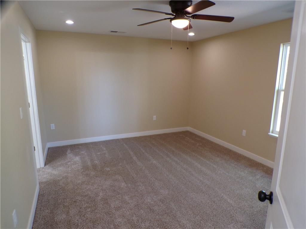 309 S 5th Street — photo 10