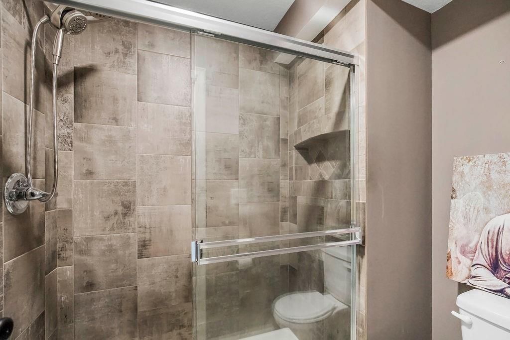 803 SW Apple Grove Court — photo 17