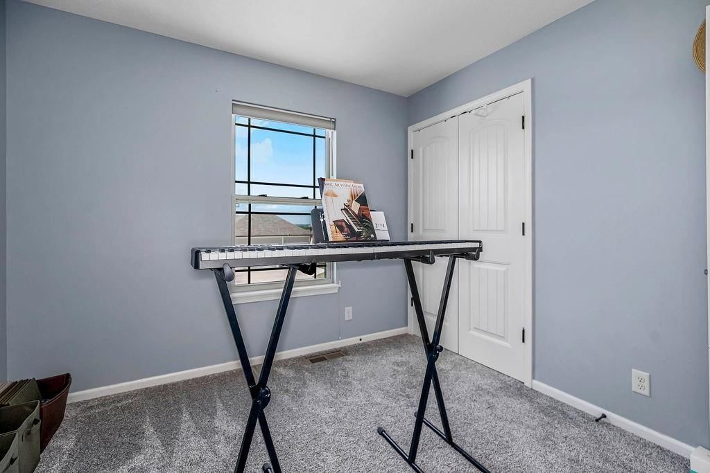 803 SW Apple Grove Court — photo 20