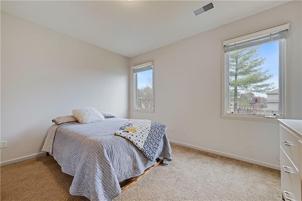 7822 Houston Street — photo 37