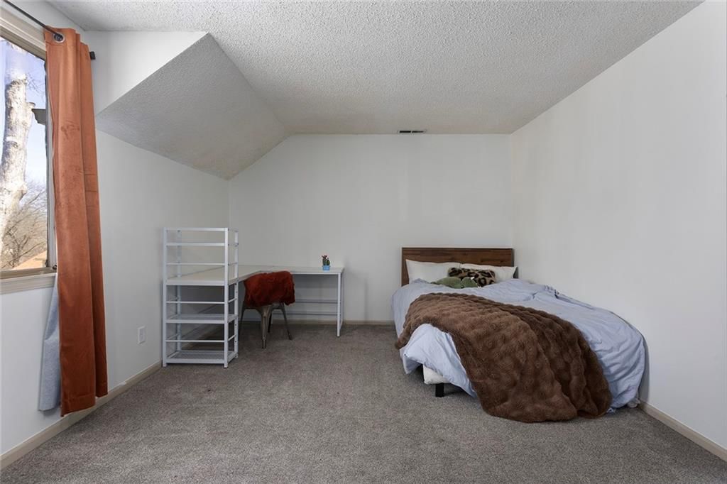 9709 N Harrison Street — photo 33
