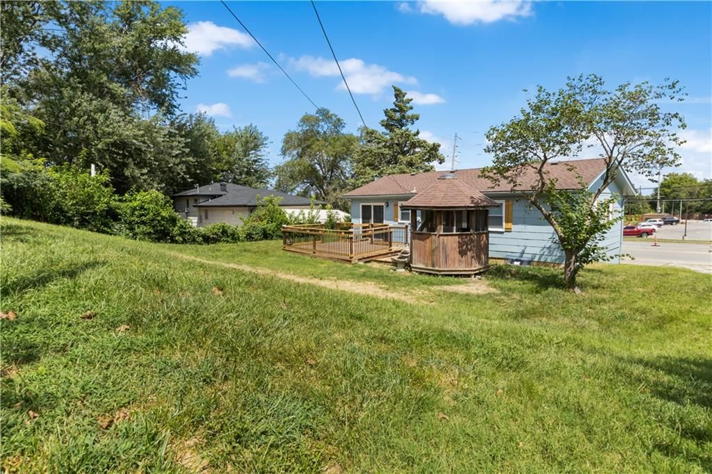 6206 NE Antioch Road — photo 33